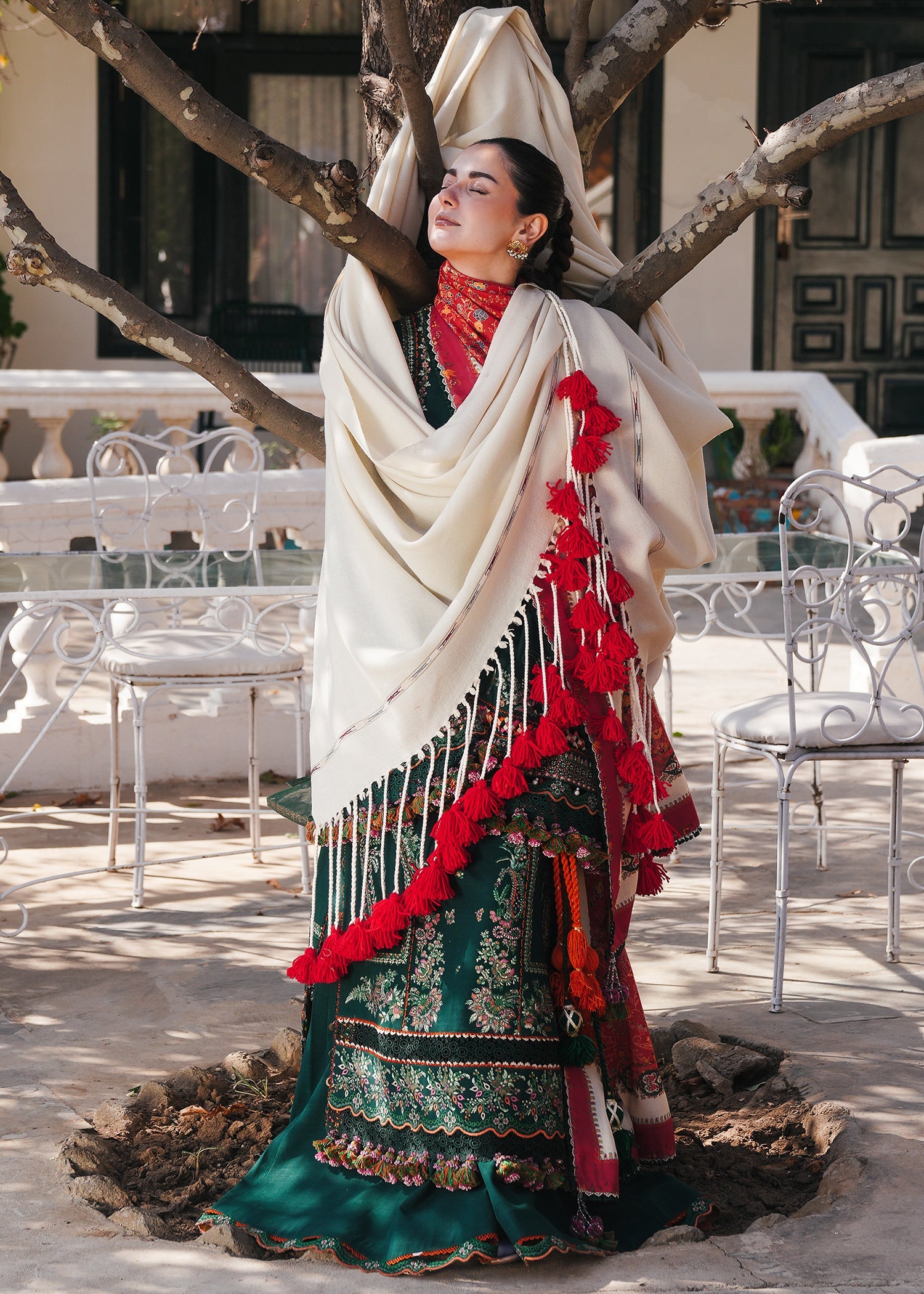 HUSSAIN REHAR LUXURY UNSTITCHED DHANAK EMBROIDERED 3PC WITH PRINTED SHAWL