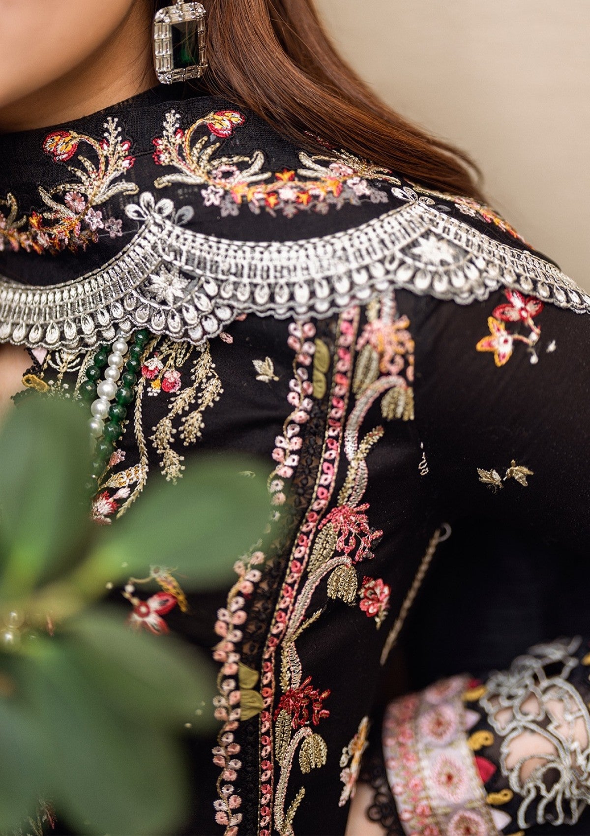 QALAMKAR WINTER UNSTITCHED DHANAK EMBROIDERED 3PC WITH EMBROIDERED SHAWL