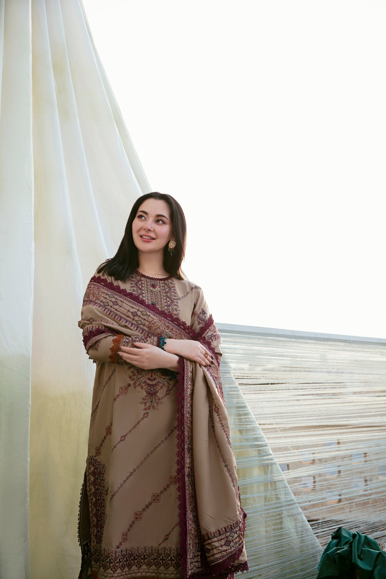 FLORENT WINTER UNSTITCHED DHANAK EMBROIDERED 3PC WITH READY TO WEAR DHANAK SHAWL