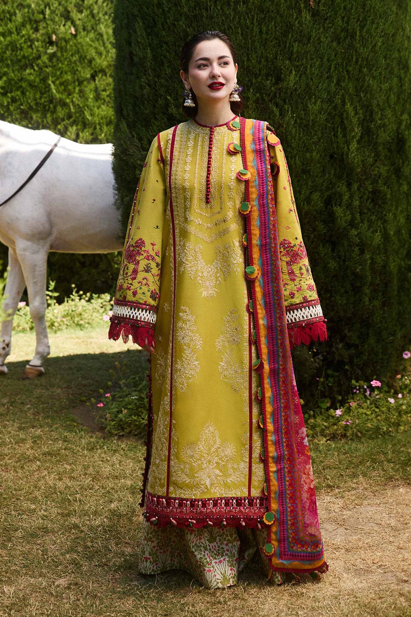 HUSSAIN REHAR LUXURY UNSTITCHED DHANAK EMBROIDERED 3PC WITH PRINTED SHAWL