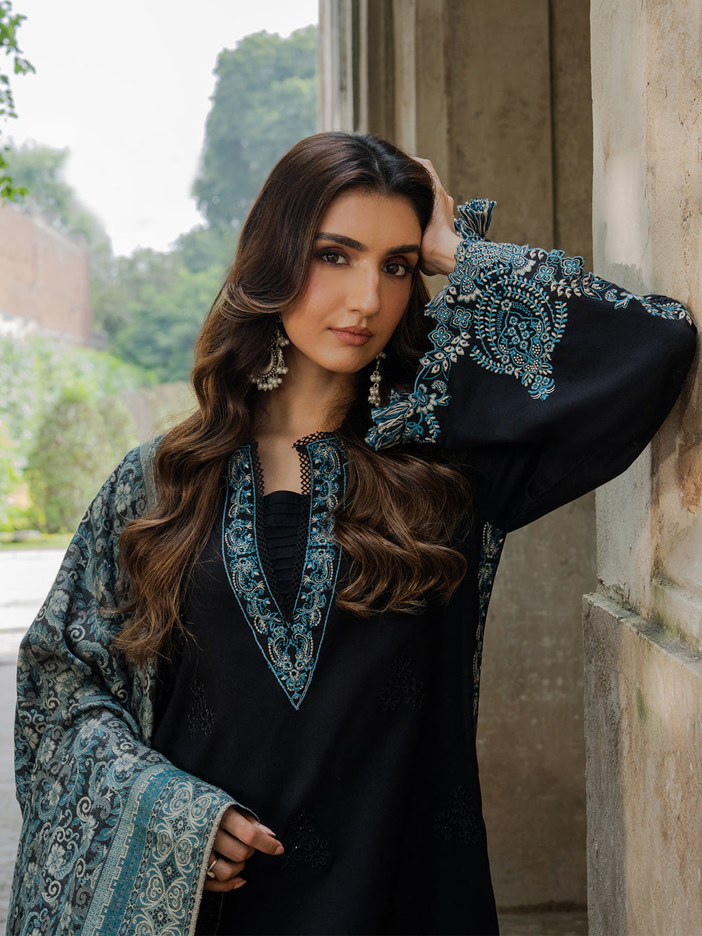 IZEL LUXURY UNSTITCHED WINTER DHANAK EMBROIDERED 3PC WITH DIGITAL PRINTED WOOL SHAWL