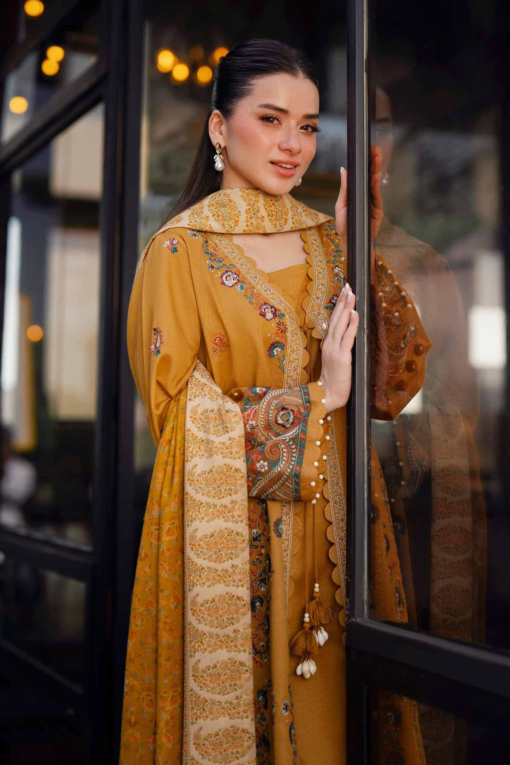NISHAT-3PC KHADDAR EMBROIDERED SHIRT WITH COURTRAI PRINTED SHAWL & TROUSER-WM-4377