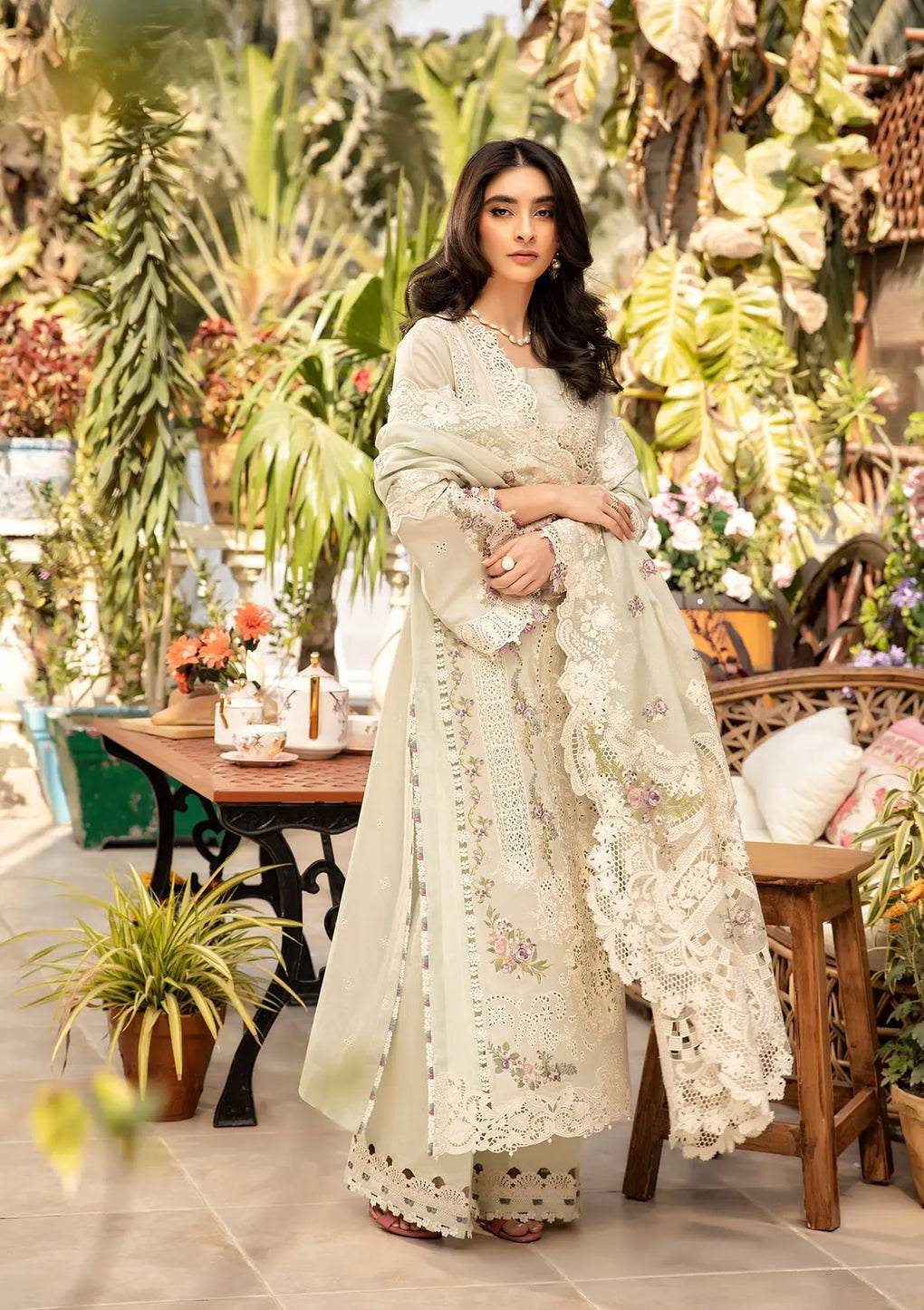 ELAF UNSTITCHED DHANAK EMBROIDERED 3PC WITH DHANAK EMBROIDERED SHAWL