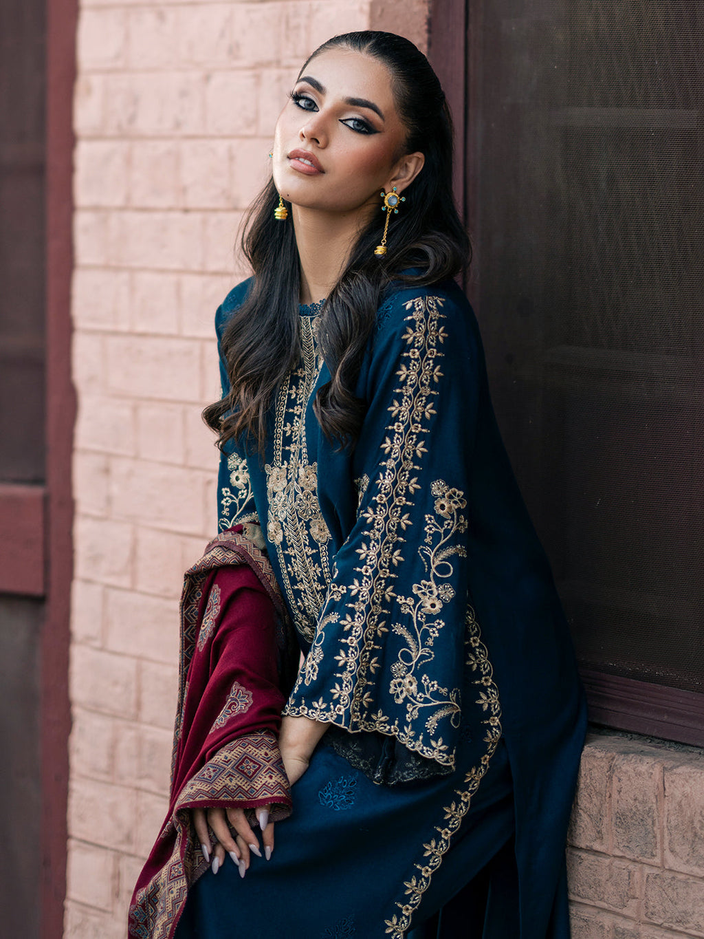IZEL WINTER UNSTITCHED DHANAK 3PC WITH PRINTED SHAWL