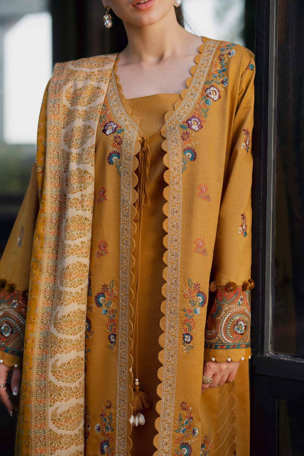 NISHAT-3PC KHADDAR EMBROIDERED SHIRT WITH COURTRAI PRINTED SHAWL & TROUSER-WM-4377