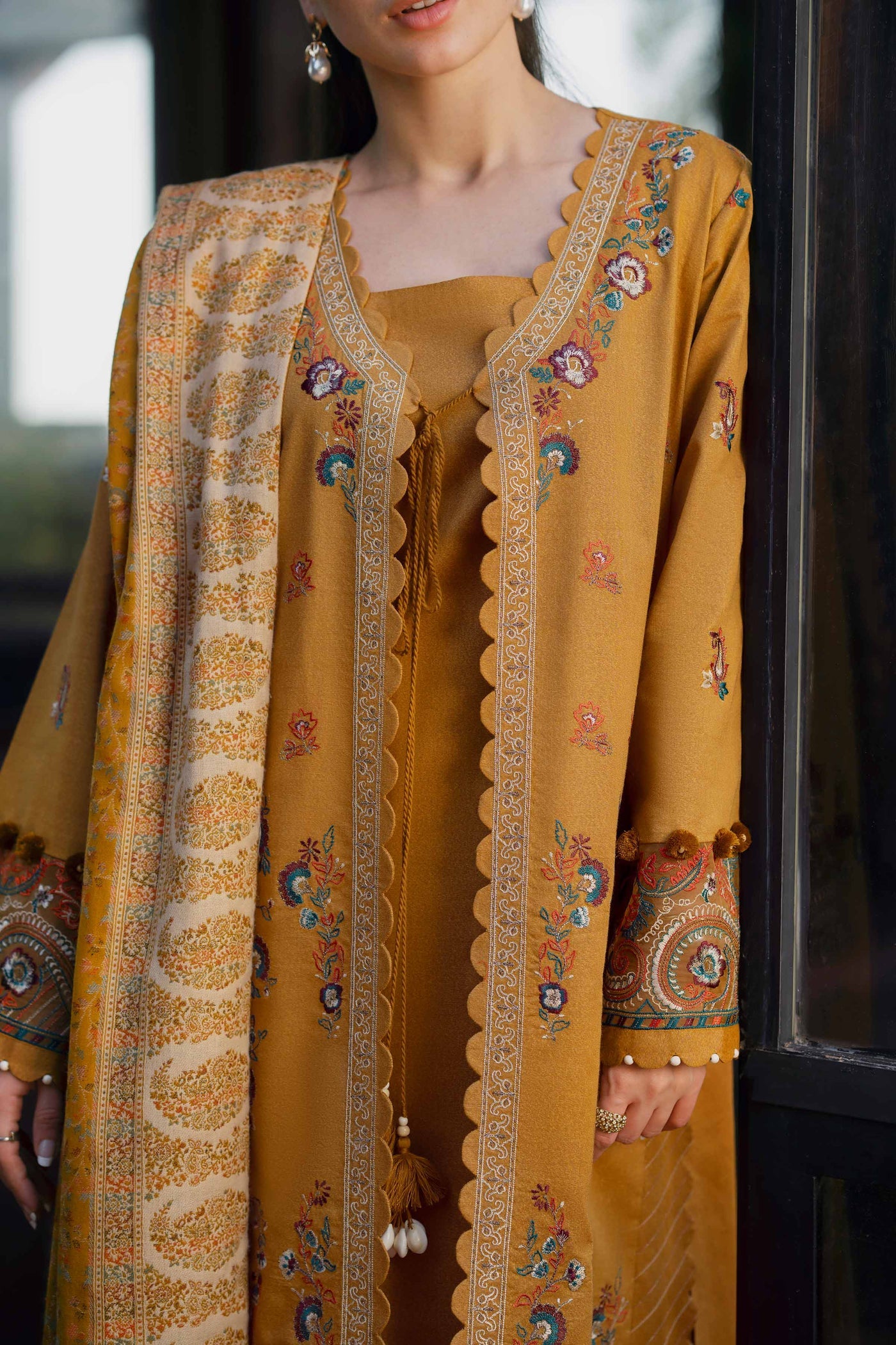 NISHAT-3PC KHADDAR EMBROIDERED SHIRT WITH COURTRAI PRINTED SHAWL & TROUSER-WM-4377
