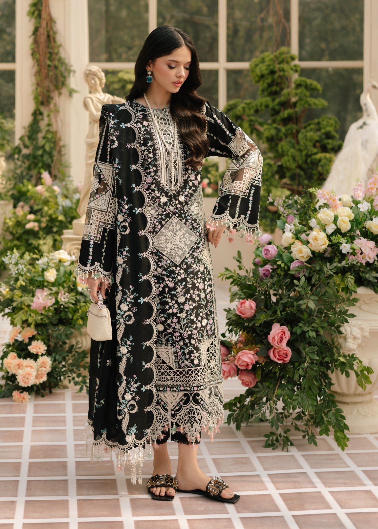BIN_ILYAS DHANAK EMBROIDERED 3PC WITH DHANAK EMBROIDERED SHAWL